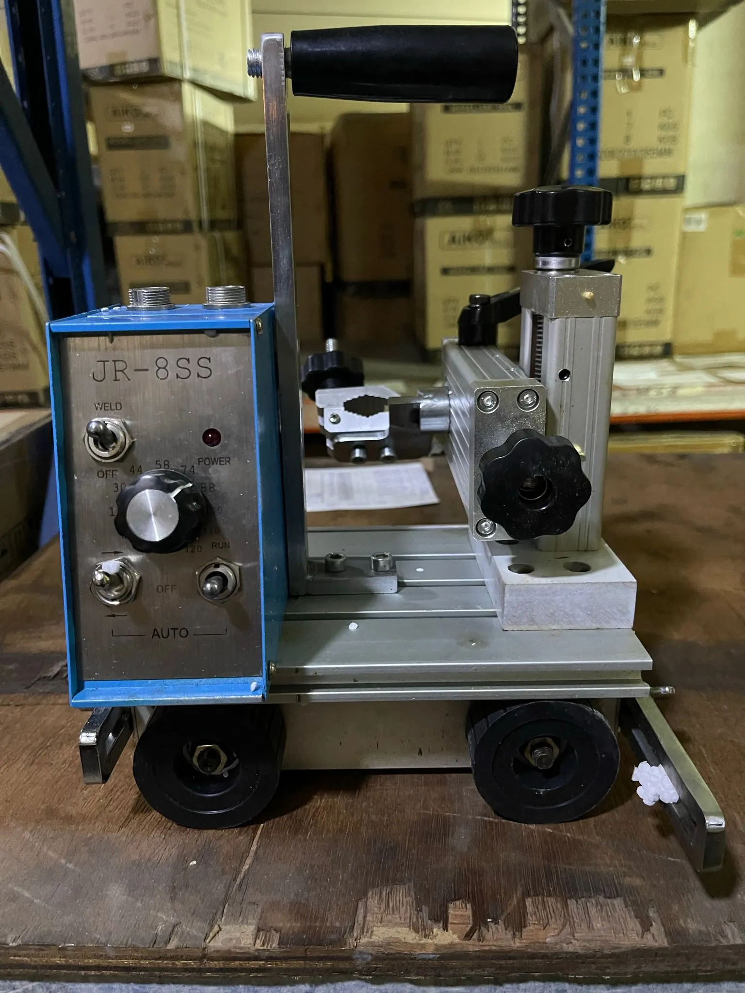 Aiko Auto Welding Robot Hit-8ss | Model : W-HIT-8SS