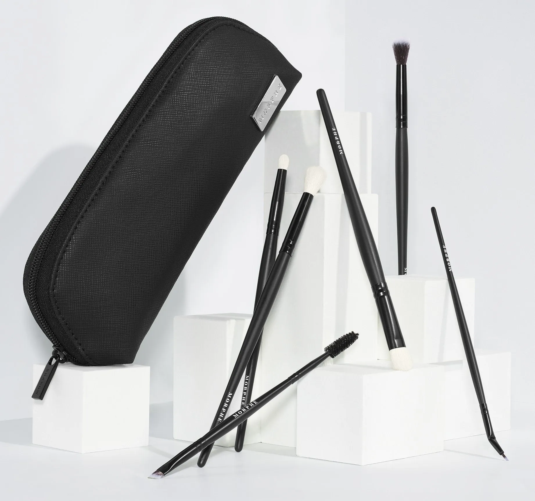 MORPHE

Eye Stunners 6-Piece Eye Brush Collection