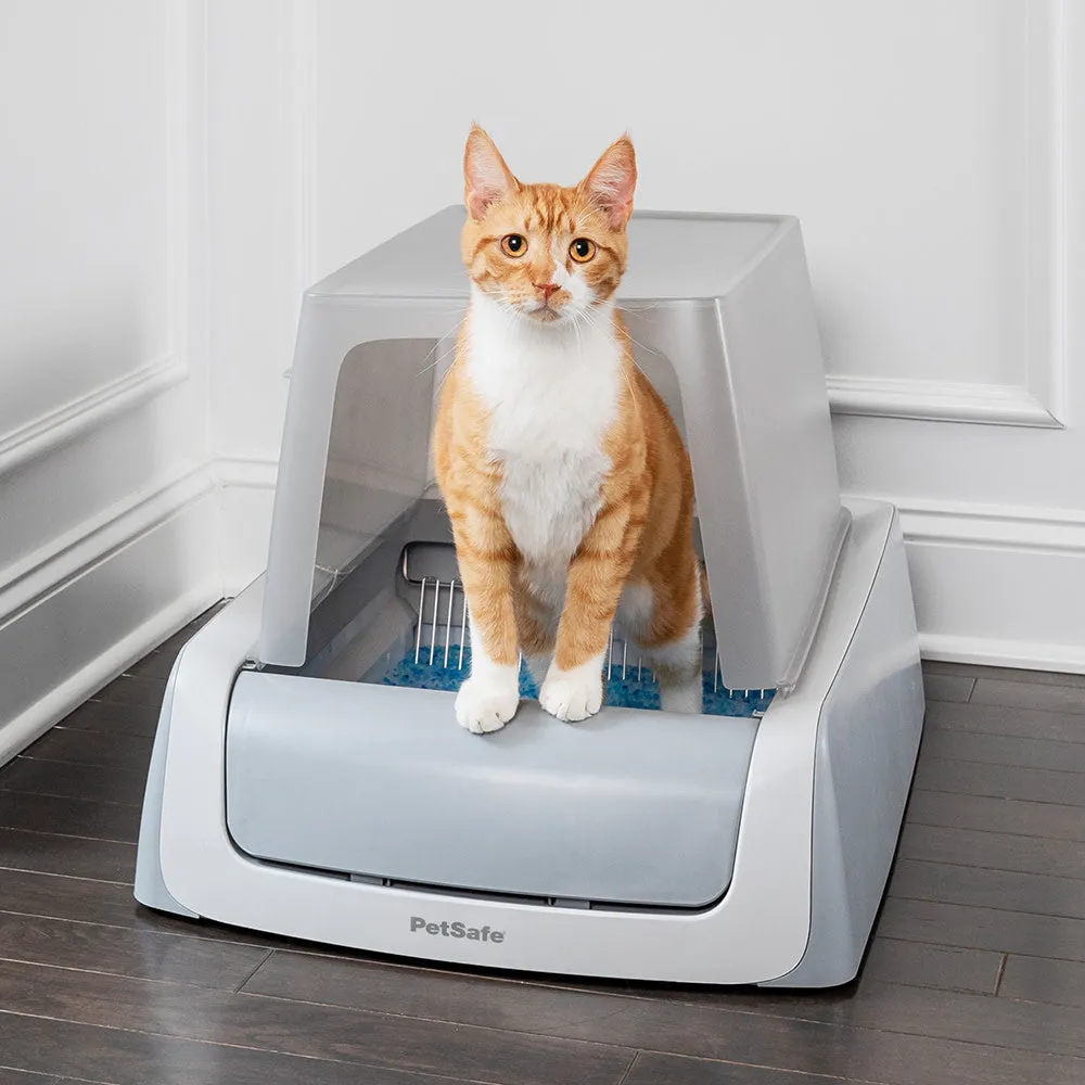 ScoopFree™ Covered Self-Cleaning Litter Box, Second Generation