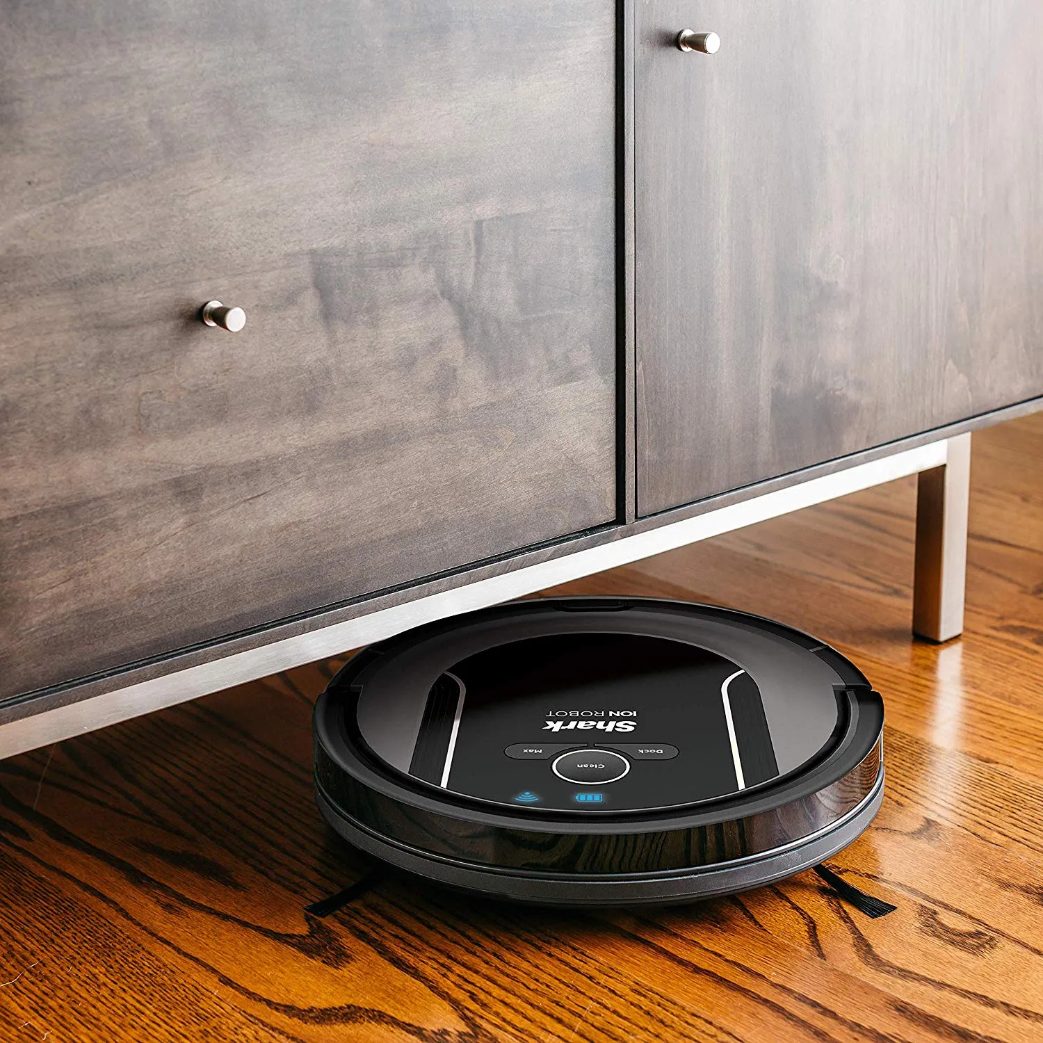 SHARK ION Robot Vacuum R85 WiFi-Connected with Powerful Suction, XL Dust Bin, Self-Cleaning Brushroll and Voice Control with Alexa or Google Assistant (RV850)